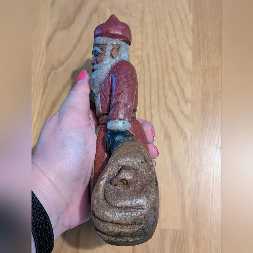 Vintage Hand Carved Wood Christmas Folk Art Santa Claus 7.5